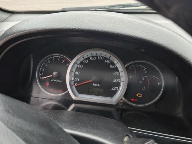 Черный Шевроле Лачетти, объемом двигателя 1.8 л и пробегом 335 тыс. км за 4000 $, фото 10 на Automoto.ua