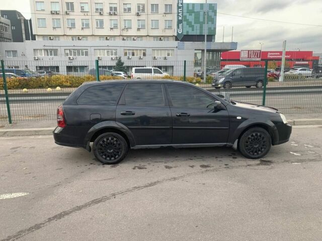 Черный Шевроле Лачетти, объемом двигателя 1.8 л и пробегом 340 тыс. км за 3800 $, фото 4 на Automoto.ua