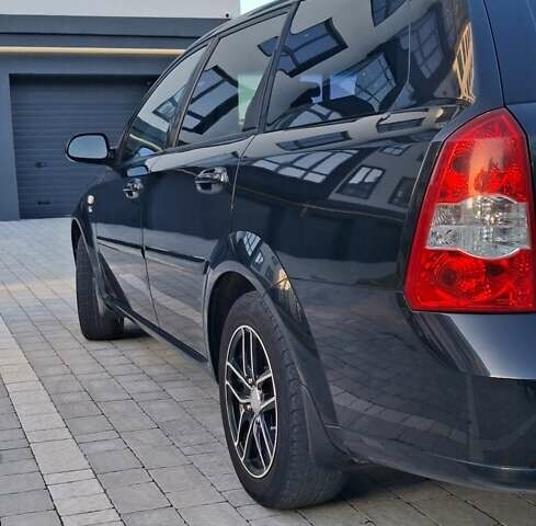 Черный Шевроле Лачетти, объемом двигателя 1.8 л и пробегом 112 тыс. км за 6500 $, фото 4 на Automoto.ua