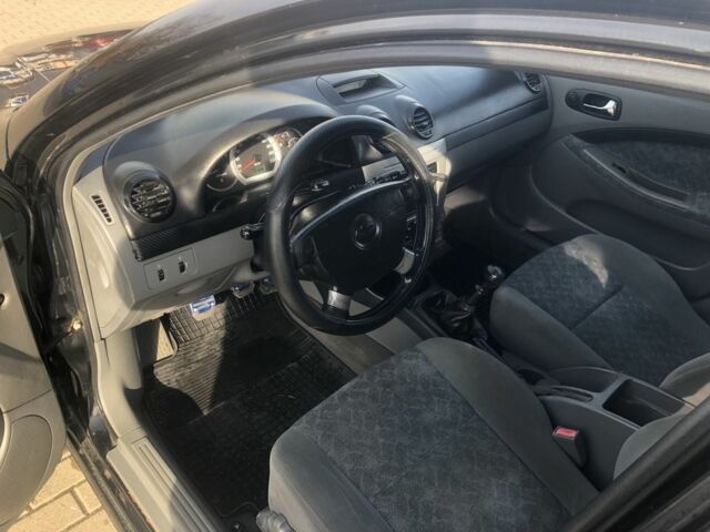 Чорний Шевроле Лачетті, об'ємом двигуна 1.8 л та пробігом 135 тис. км за 3300 $, фото 5 на Automoto.ua