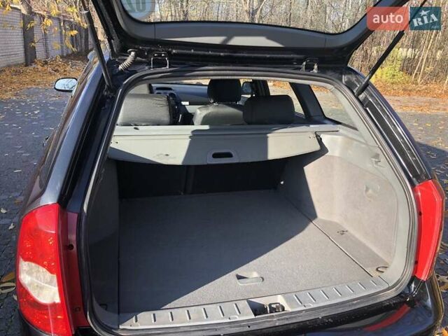 Чорний Шевроле Лачетті, об'ємом двигуна 1.8 л та пробігом 193 тис. км за 4000 $, фото 9 на Automoto.ua