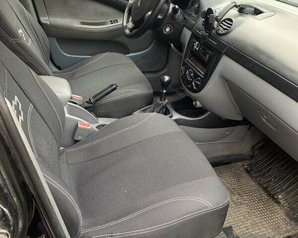 Чорний Шевроле Лачетті, об'ємом двигуна 1.8 л та пробігом 142 тис. км за 4500 $, фото 5 на Automoto.ua