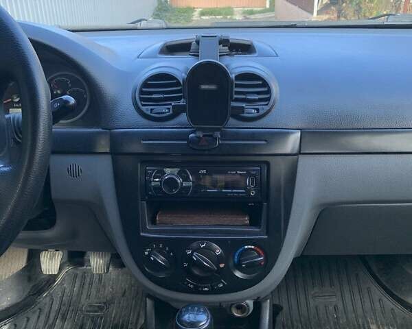 Чорний Шевроле Лачетті, об'ємом двигуна 1.8 л та пробігом 142 тис. км за 4500 $, фото 6 на Automoto.ua