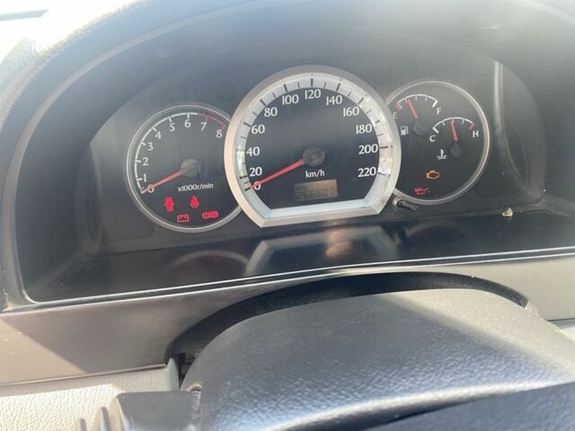 Черный Шевроле Лачетти, объемом двигателя 1.8 л и пробегом 266 тыс. км за 4499 $, фото 6 на Automoto.ua