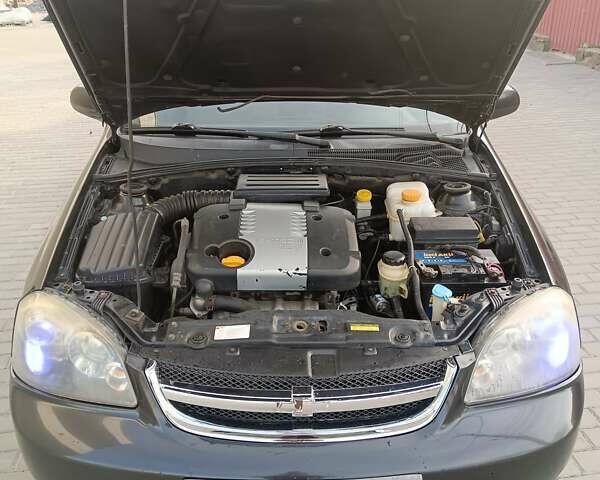 Чорний Шевроле Лачетті, об'ємом двигуна 1.8 л та пробігом 206 тис. км за 4100 $, фото 3 на Automoto.ua