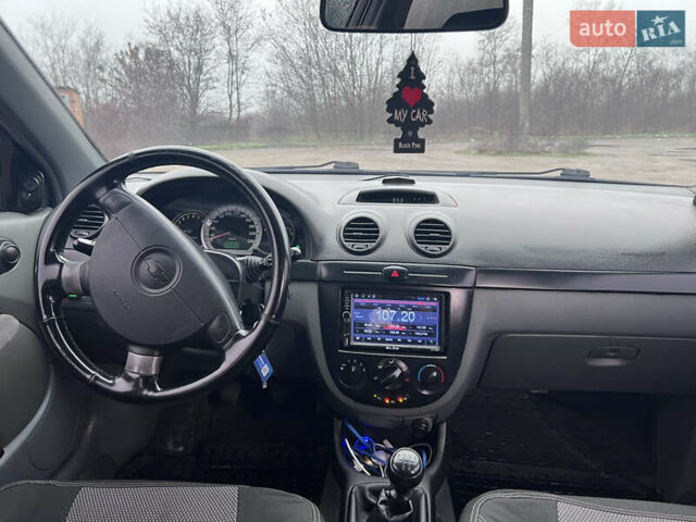 Чорний Шевроле Лачетті, об'ємом двигуна 1.8 л та пробігом 387 тис. км за 4700 $, фото 15 на Automoto.ua