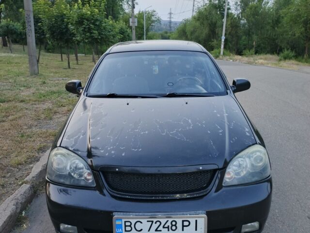 Черный Шевроле Лачетти, объемом двигателя 1.8 л и пробегом 300 тыс. км за 3000 $, фото 5 на Automoto.ua