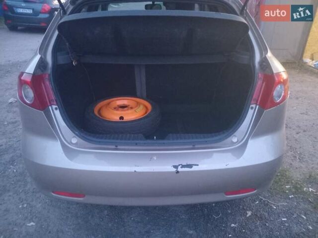 Коричневый Шевроле Лачетти, объемом двигателя 1.4 л и пробегом 225 тыс. км за 2999 $, фото 6 на Automoto.ua