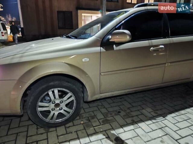 Коричневый Шевроле Лачетти, объемом двигателя 2 л и пробегом 195 тыс. км за 5000 $, фото 2 на Automoto.ua