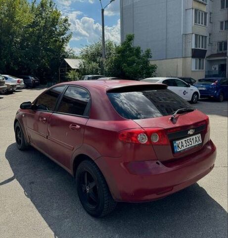 Червоний Шевроле Лачетті, об'ємом двигуна 1.6 л та пробігом 250 тис. км за 1900 $, фото 1 на Automoto.ua