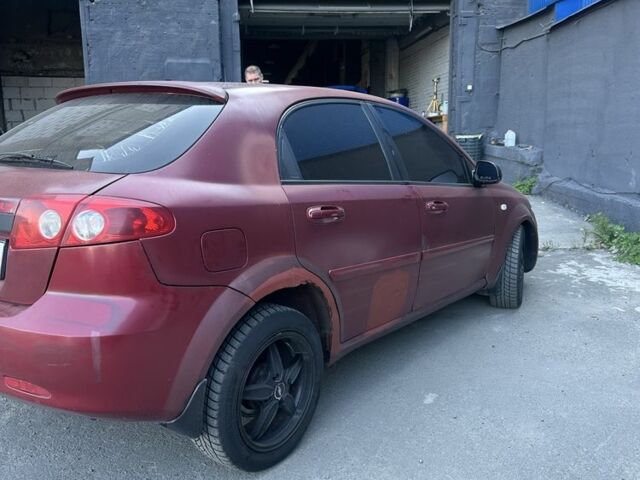 Червоний Шевроле Лачетті, об'ємом двигуна 1.6 л та пробігом 250 тис. км за 1900 $, фото 5 на Automoto.ua