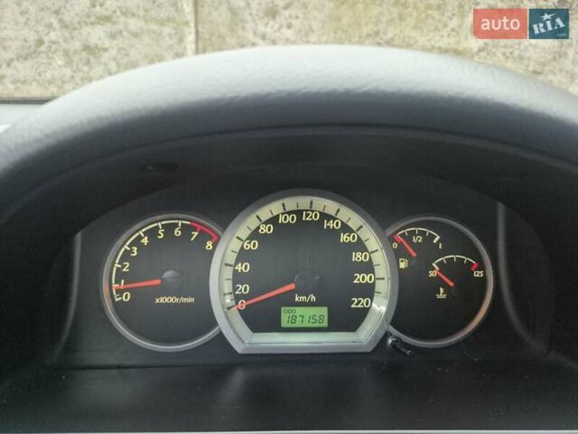 Червоний Шевроле Лачетті, об'ємом двигуна 1.8 л та пробігом 187 тис. км за 4500 $, фото 4 на Automoto.ua