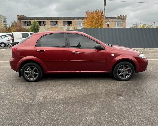 Красный Шевроле Лачетти, объемом двигателя 1.4 л и пробегом 160 тыс. км за 4450 $, фото 3 на Automoto.ua