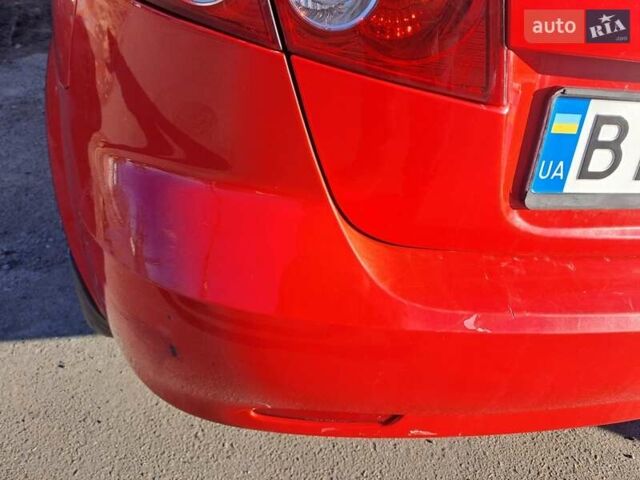 Красный Шевроле Лачетти, объемом двигателя 1.6 л и пробегом 166 тыс. км за 3800 $, фото 6 на Automoto.ua