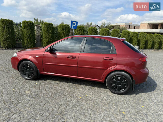 Красный Шевроле Лачетти, объемом двигателя 1.4 л и пробегом 258 тыс. км за 3300 $, фото 11 на Automoto.ua