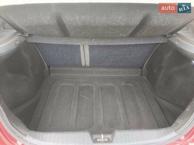 Красный Шевроле Лачетти, объемом двигателя 1.6 л и пробегом 261 тыс. км за 3650 $, фото 26 на Automoto.ua