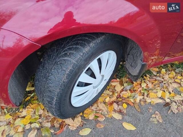 Красный Шевроле Лачетти, объемом двигателя 1.6 л и пробегом 141 тыс. км за 3399 $, фото 3 на Automoto.ua