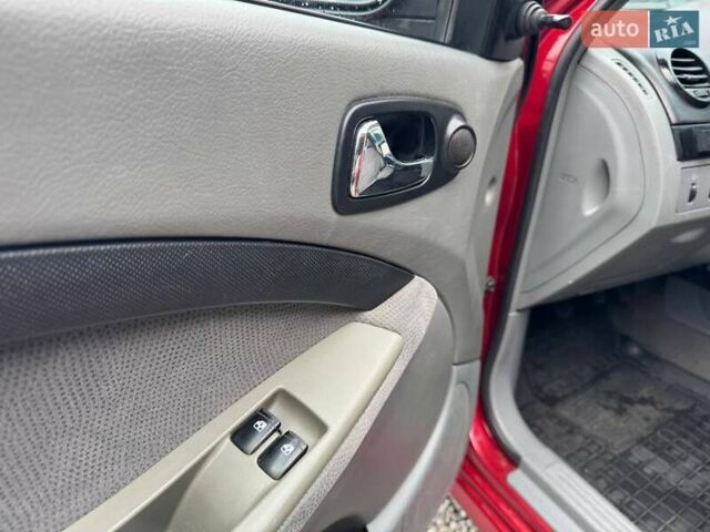 Червоний Шевроле Лачетті, об'ємом двигуна 1.4 л та пробігом 248 тис. км за 3600 $, фото 15 на Automoto.ua