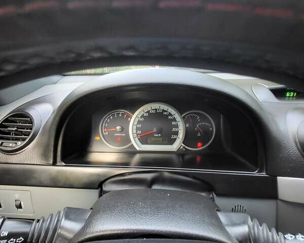 Красный Шевроле Лачетти, объемом двигателя 1.8 л и пробегом 110 тыс. км за 4600 $, фото 23 на Automoto.ua