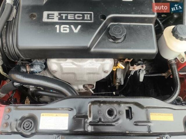 Красный Шевроле Лачетти, объемом двигателя 1.6 л и пробегом 261 тыс. км за 3650 $, фото 29 на Automoto.ua