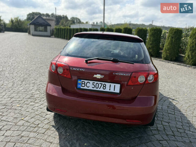 Красный Шевроле Лачетти, объемом двигателя 1.4 л и пробегом 258 тыс. км за 3300 $, фото 4 на Automoto.ua