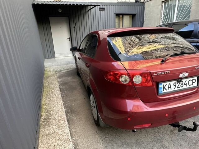 Червоний Шевроле Лачетті, об'ємом двигуна 1.8 л та пробігом 300 тис. км за 4000 $, фото 1 на Automoto.ua