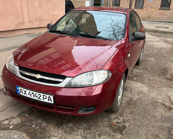 Красный Шевроле Лачетти, объемом двигателя 1.4 л и пробегом 200 тыс. км за 3200 $, фото 1 на Automoto.ua