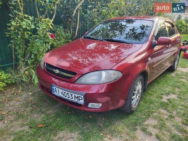 Красный Шевроле Лачетти, объемом двигателя 1.8 л и пробегом 110 тыс. км за 4500 $, фото 10 на Automoto.ua