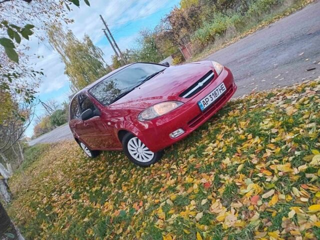 Красный Шевроле Лачетти, объемом двигателя 1.6 л и пробегом 141 тыс. км за 3399 $, фото 11 на Automoto.ua