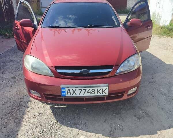 Красный Шевроле Лачетти, объемом двигателя 1.8 л и пробегом 202 тыс. км за 4400 $, фото 8 на Automoto.ua