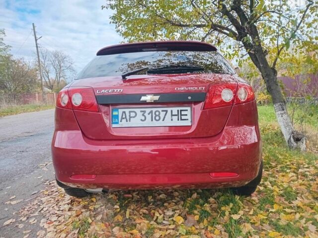 Красный Шевроле Лачетти, объемом двигателя 1.6 л и пробегом 141 тыс. км за 3399 $, фото 3 на Automoto.ua