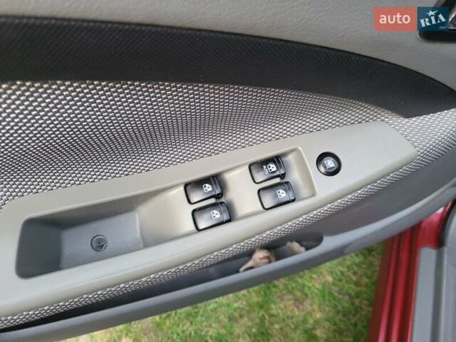 Красный Шевроле Лачетти, объемом двигателя 1.8 л и пробегом 110 тыс. км за 4600 $, фото 7 на Automoto.ua