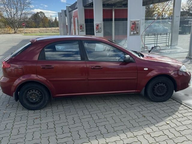 Червоний Шевроле Лачетті, об'ємом двигуна 1.6 л та пробігом 206 тис. км за 2800 $, фото 7 на Automoto.ua