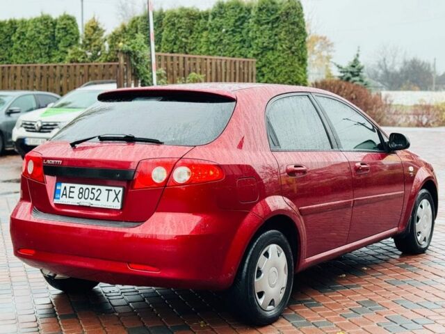 Червоний Шевроле Лачетті, об'ємом двигуна 1.6 л та пробігом 200 тис. км за 3850 $, фото 3 на Automoto.ua