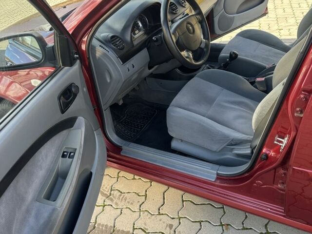 Червоний Шевроле Лачетті, об'ємом двигуна 1.6 л та пробігом 206 тис. км за 2800 $, фото 12 на Automoto.ua