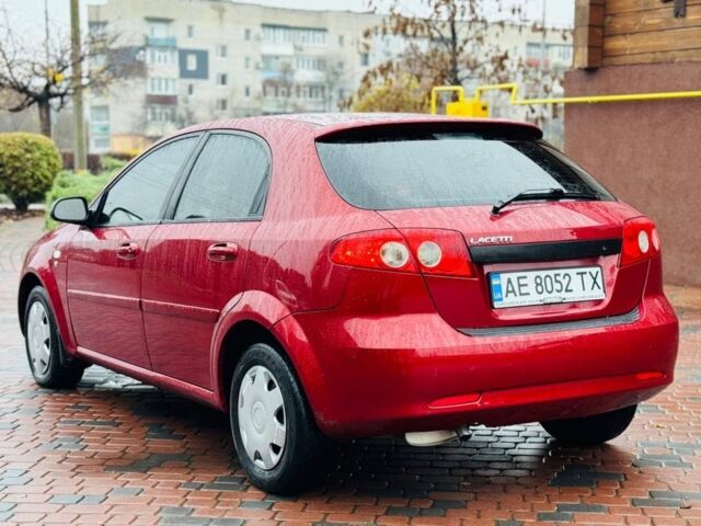 Червоний Шевроле Лачетті, об'ємом двигуна 1.6 л та пробігом 200 тис. км за 3850 $, фото 5 на Automoto.ua