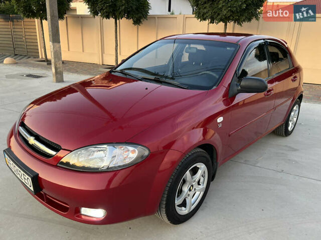 Шевроле Лачетти 2010 в Павлограде на Automoto.ua Красный Шевроле Лачетти, объемом двигателя 1.6 л и пробегом 86 тыс. км за 6450 $, фото 3 на Automoto.ua