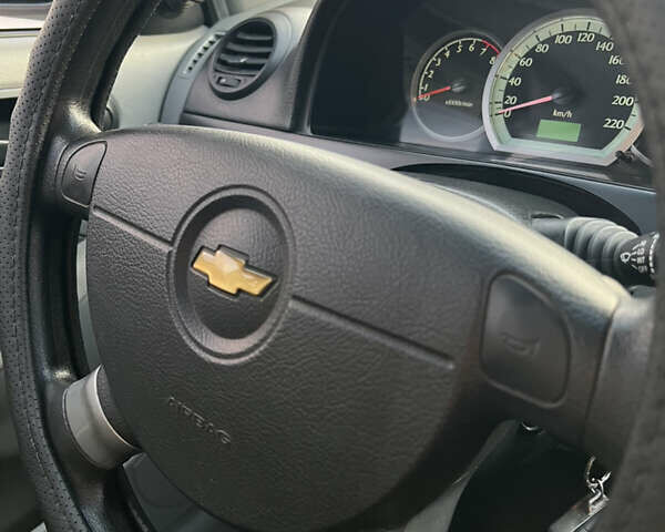 Червоний Шевроле Лачетті, об'ємом двигуна 1.6 л та пробігом 86 тис. км за 6599 $, фото 52 на Automoto.ua