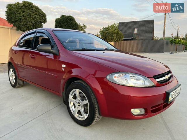 Шевроле Лачетти 2010 в Павлограде на Automoto.ua Красный Шевроле Лачетти, объемом двигателя 1.6 л и пробегом 86 тыс. км за 6450 $, фото 83 на Automoto.ua