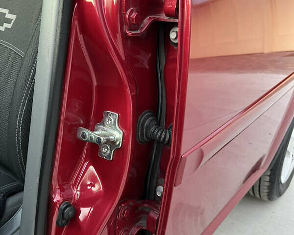 Шевроле Лачетти 2010 в Павлограде на Automoto.ua Красный Шевроле Лачетти, объемом двигателя 1.6 л и пробегом 86 тыс. км за 6450 $, фото 73 на Automoto.ua