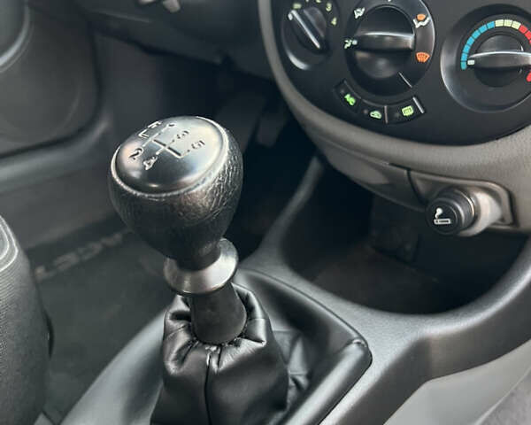 Шевроле Лачетти 2010 в Павлограде на Automoto.ua Красный Шевроле Лачетти, объемом двигателя 1.6 л и пробегом 86 тыс. км за 6450 $, фото 32 на Automoto.ua