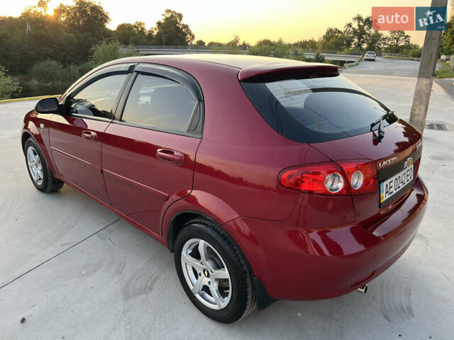 Шевроле Лачетти 2010 в Павлограде на Automoto.ua Красный Шевроле Лачетти, объемом двигателя 1.6 л и пробегом 86 тыс. км за 6450 $, фото 19 на Automoto.ua