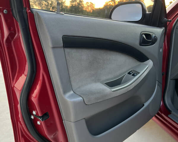 Шевроле Лачетти 2010 в Павлограде на Automoto.ua Красный Шевроле Лачетти, объемом двигателя 1.6 л и пробегом 86 тыс. км за 6450 $, фото 53 на Automoto.ua