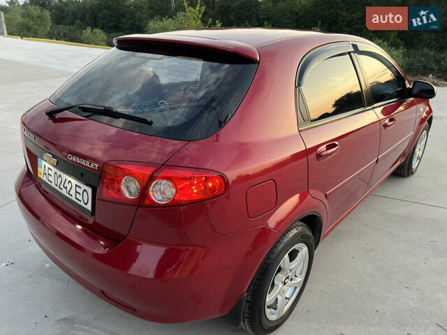 Шевроле Лачетти 2010 в Павлограде на Automoto.ua Красный Шевроле Лачетти, объемом двигателя 1.6 л и пробегом 86 тыс. км за 6450 $, фото 71 на Automoto.ua