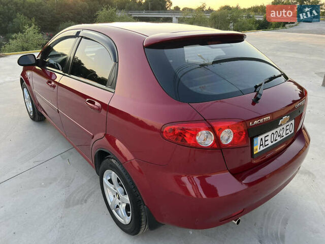 Шевроле Лачетти 2010 в Павлограде на Automoto.ua Красный Шевроле Лачетти, объемом двигателя 1.6 л и пробегом 86 тыс. км за 6450 $, фото 17 на Automoto.ua