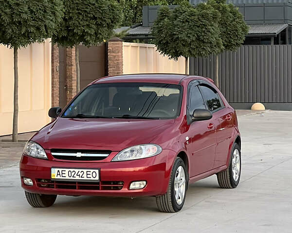 Шевроле Лачетти 2010 в Павлограде на Automoto.ua Красный Шевроле Лачетти, объемом двигателя 1.6 л и пробегом 86 тыс. км за 6450 $, фото 79 на Automoto.ua