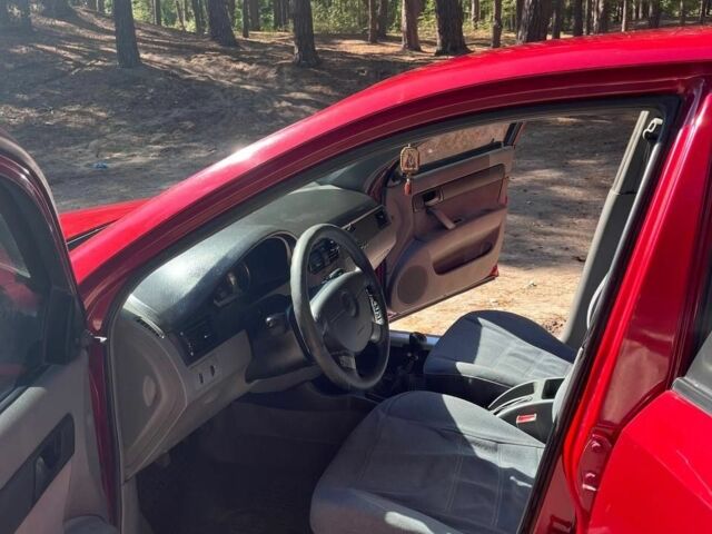 Червоний Шевроле Лачетті, об'ємом двигуна 1.6 л та пробігом 256 тис. км за 4522 $, фото 2 на Automoto.ua