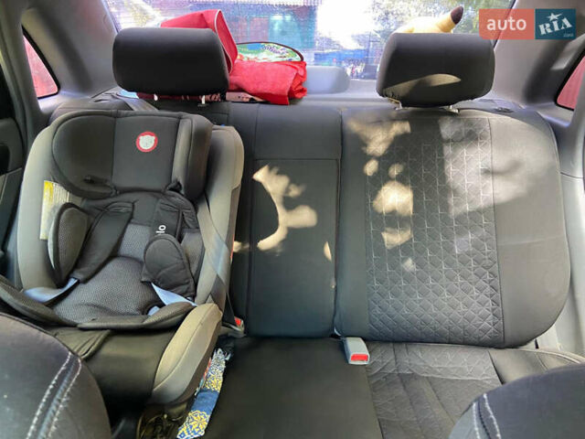 Червоний Шевроле Лачетті, об'ємом двигуна 1.6 л та пробігом 284 тис. км за 4200 $, фото 8 на Automoto.ua