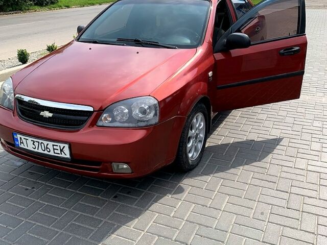 Красный Шевроле Лачетти, объемом двигателя 1.6 л и пробегом 297 тыс. км за 3600 $, фото 6 на Automoto.ua
