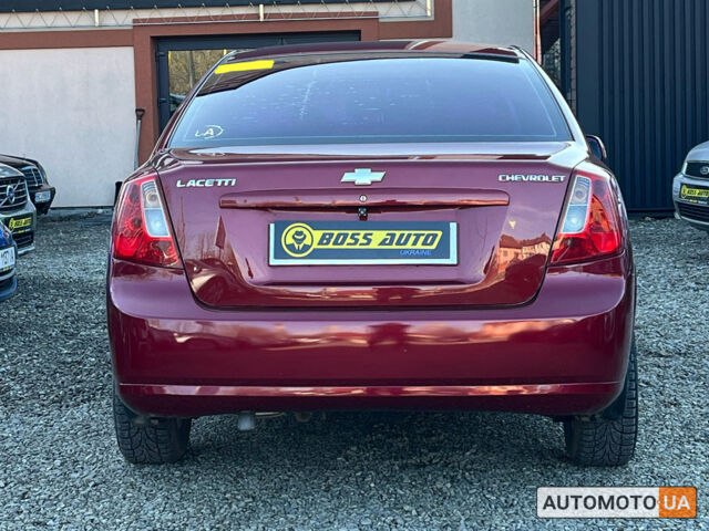 Красный Шевроле Лачетти, объемом двигателя 1.6 л и пробегом 256 тыс. км за 4300 $, фото 4 на Automoto.ua